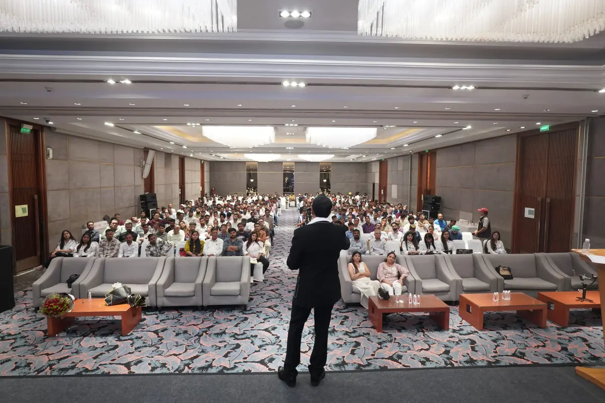 Seminar moment 2 - A Visa Experts